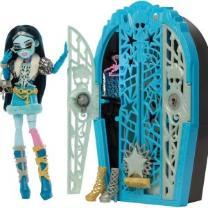 Monster High Skulltimate Secrets Frankie Stein Doll | Frankenmonster Doll and Accessories. Hauntlywood Mysteries Theme with Reveal Closet and 19+ Glam Surprises like Clothes
